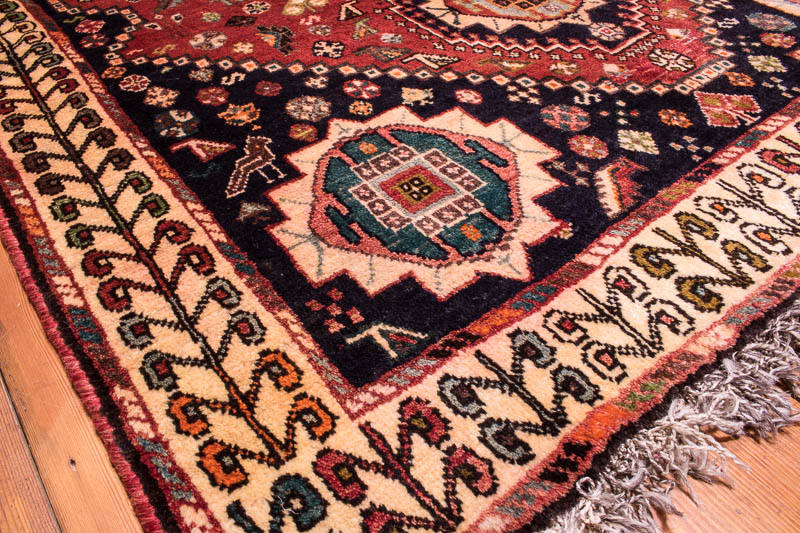 4892 Hasan Abad Qashqai Persian Carpet 120x211cm (3.11 x 6.11ft)